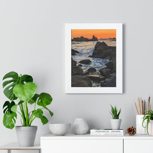 Line of Sight - Framed Vertical Poster